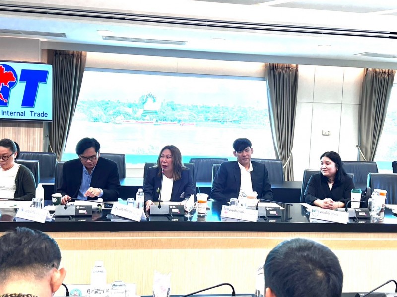LINE_ALBUM_17ต.ค.67-ประชุมโครงการลดราคาปุ๋ยกรมการค้าฯ_241017_25